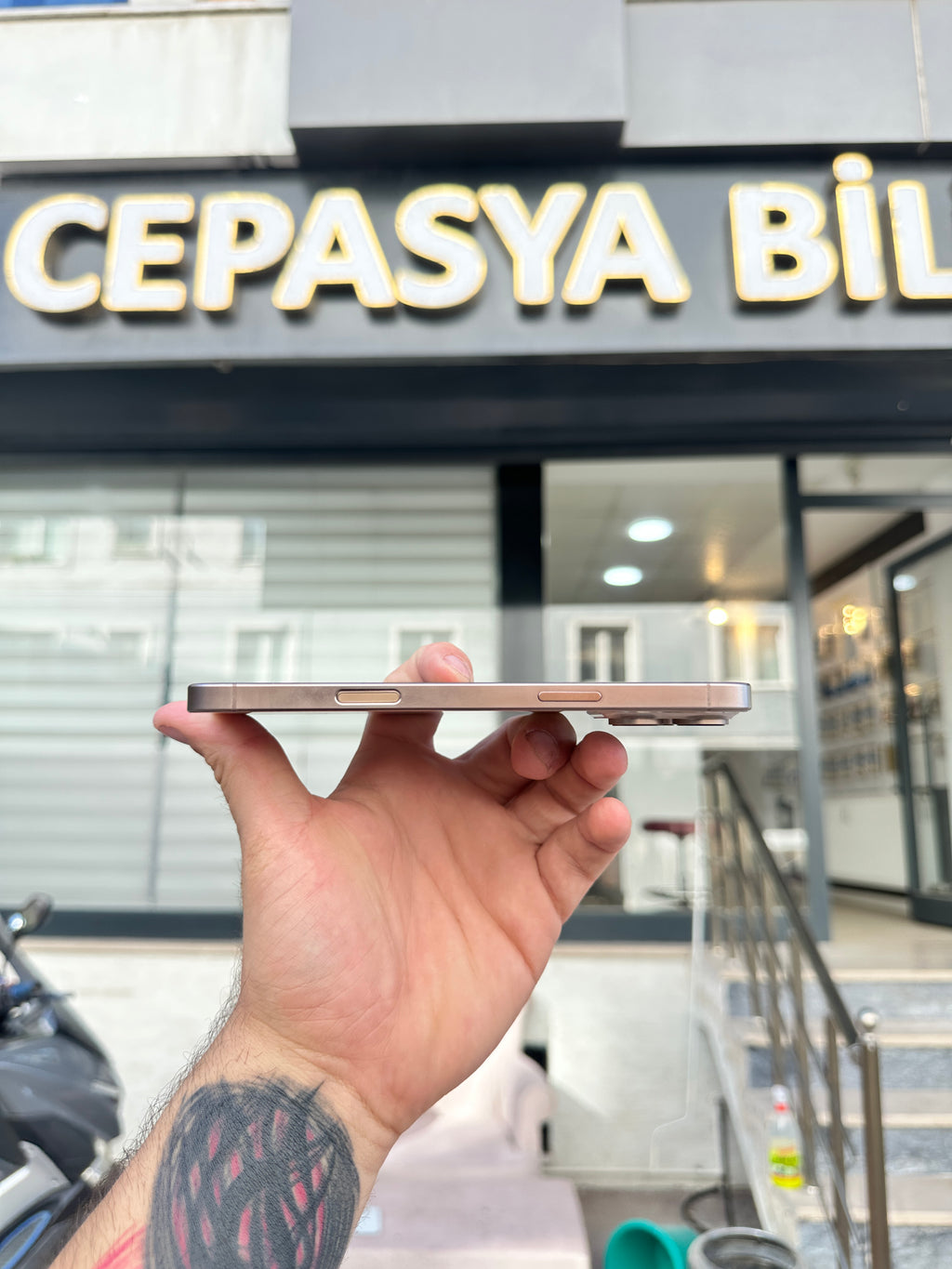 iPhone 16 Pro Max 512 GB Hafıza