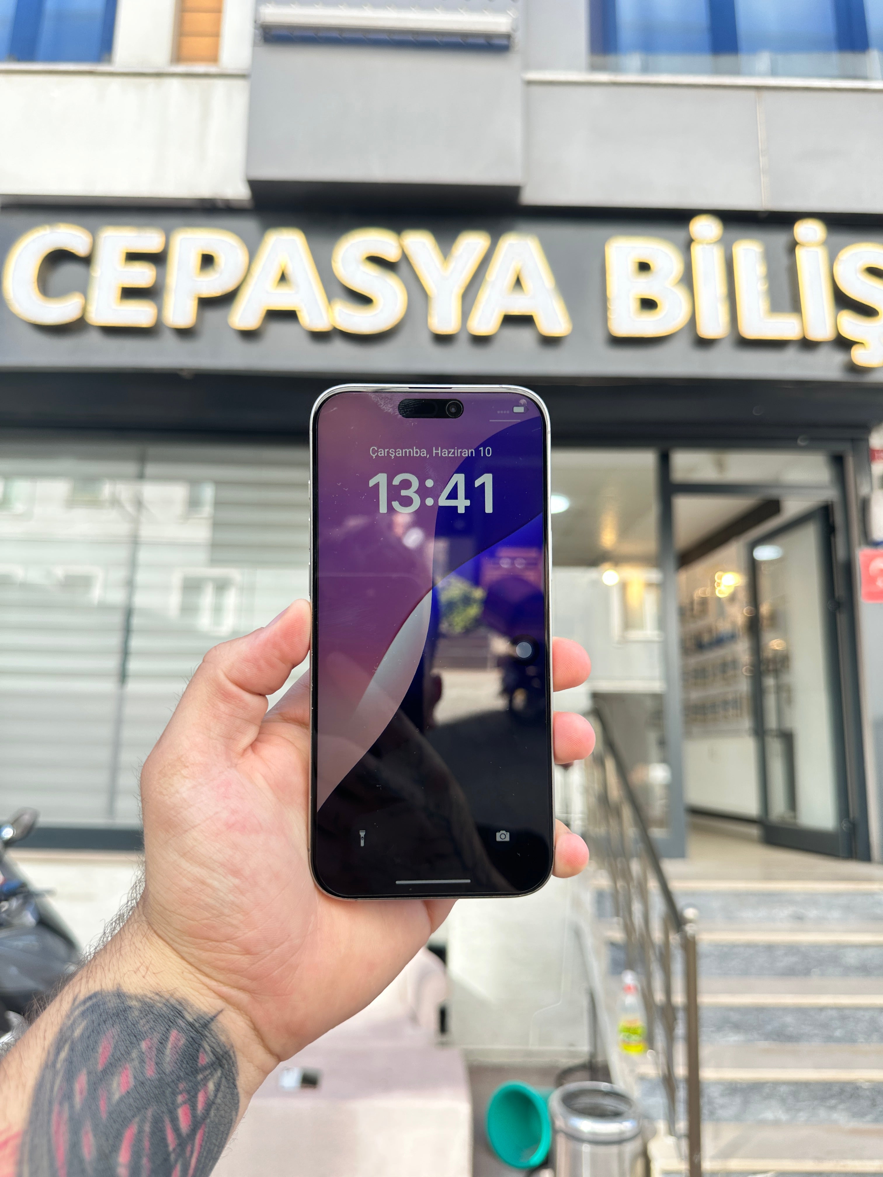 iPhone 16 Pro Max 256 GB Hafıza
