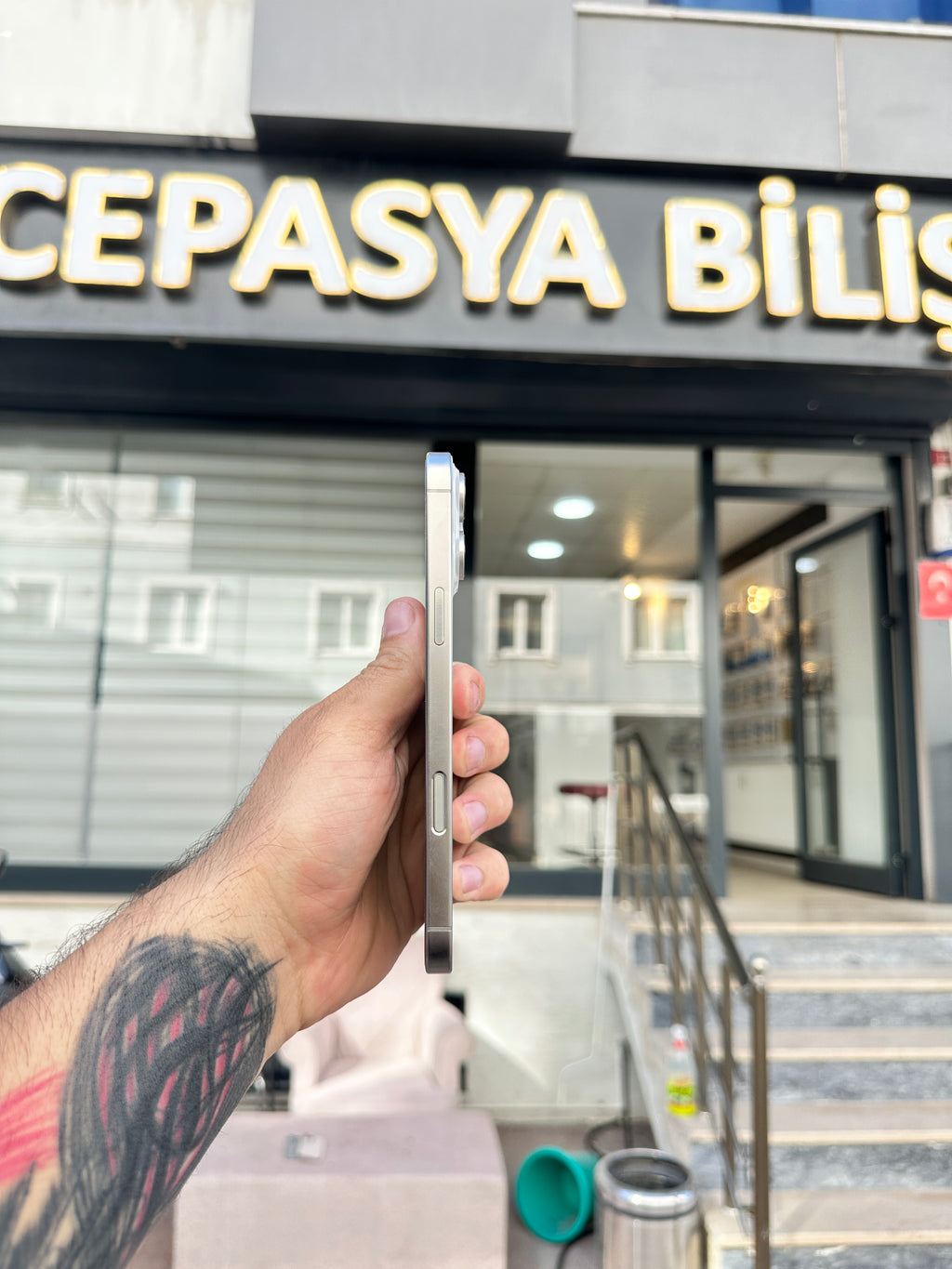 iPhone 16 Pro Max 512 GB Hafıza